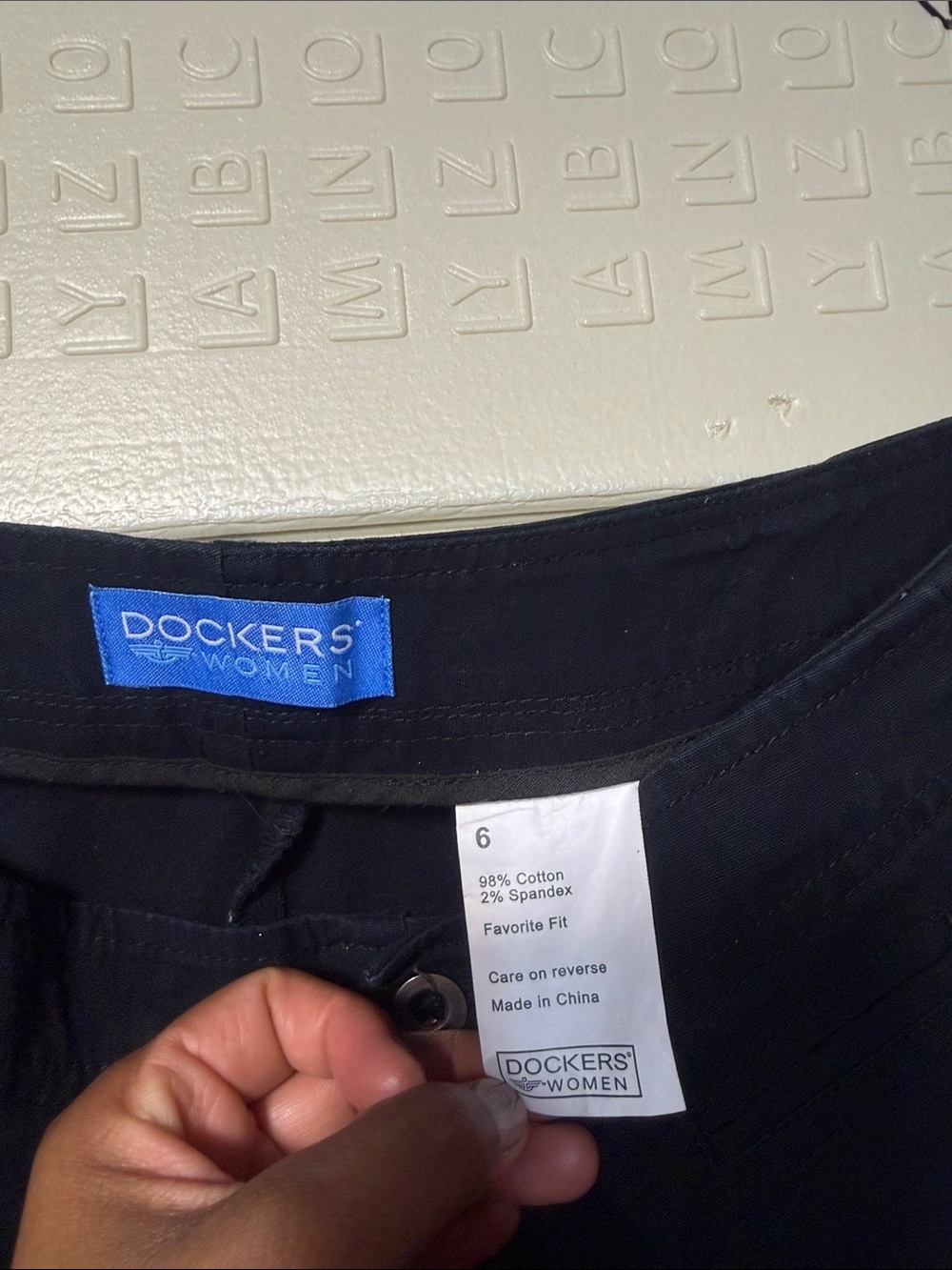 Dockers Women's Navy Blue Skort - Picture 4 of 4